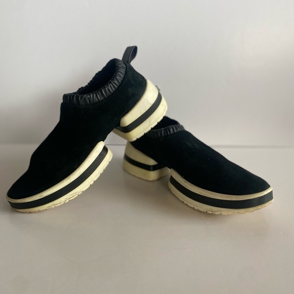 Stuart Weitzman SW-612 Suede Slip-On Sneakers Black Size 5.5 - Picture 11 of 11